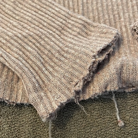 Me To We Essentials Crop Top Ribbed Size Medium Brown (BB) - Picture 2 of 6